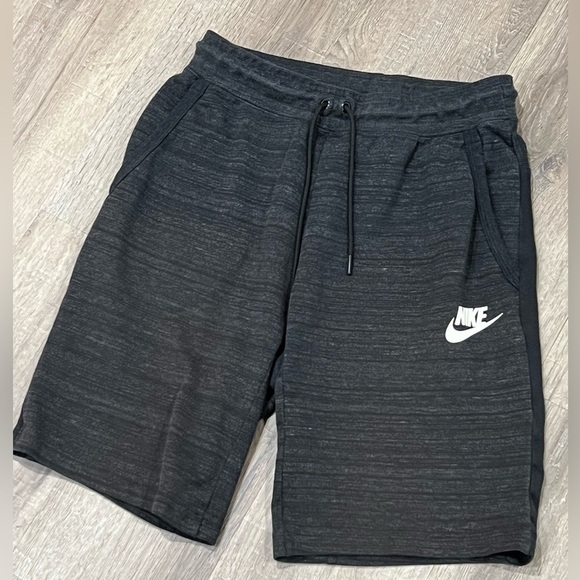 Nike Men’s Small EUC Gray Black Cotton Sweatpants Trainer Shorts Soft - Picture 1 of 7
